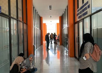Menjelang ujian semester, mahasiswa FIKTI UMSU sibuk menyelesaikan laporan kerja praktik